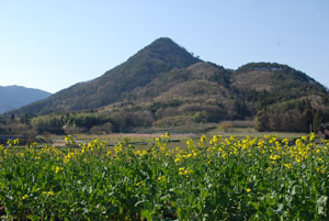 戸神山