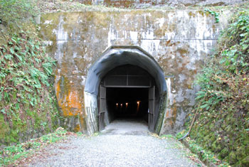三五山トンネル 